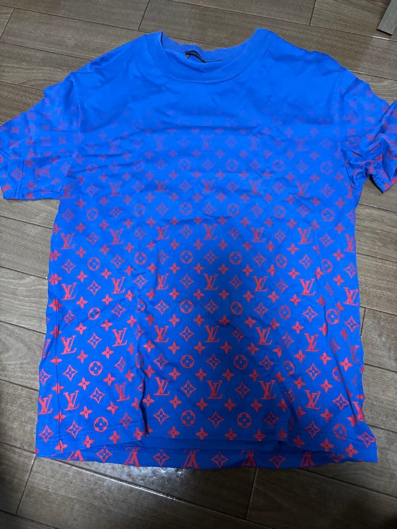 LOUIS VUITTON ロゴプリント Tシャツ