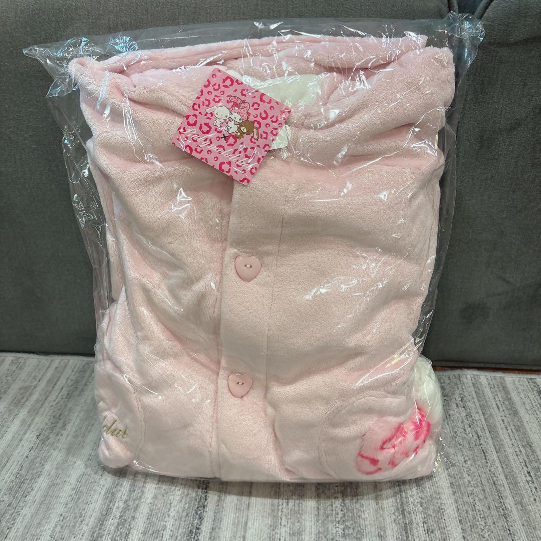 SPINNS スピンズ コラボマイメロディ シュガーバニーズ ケープ ポンチョ