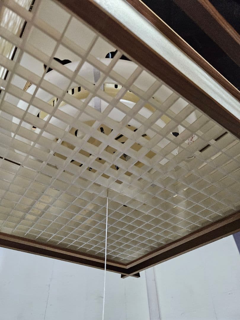 ジャパンヴィンテージ 木製と和紙のペンダントライト 蛍光灯 透かし 藤 吊り下げ