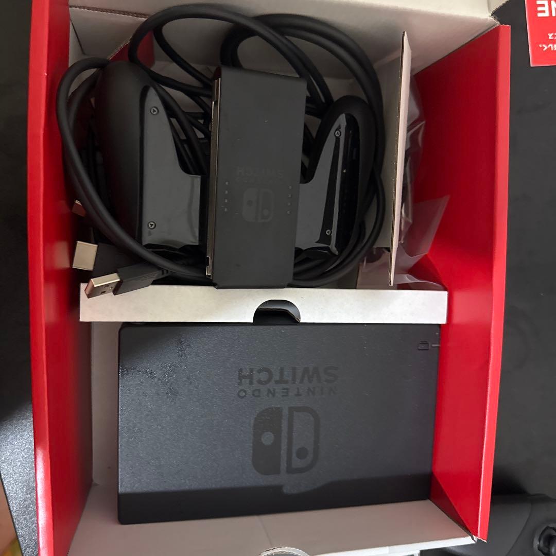 Nintendo Switch 本体 中古　2025年7月4日購入　プロコン付