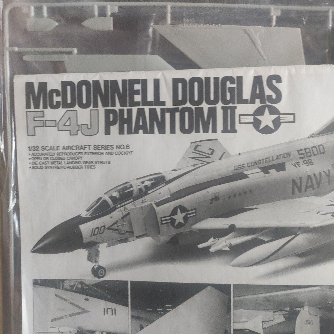 タミヤ 1/32 マクダネル ダグラス F-4J ファントム2