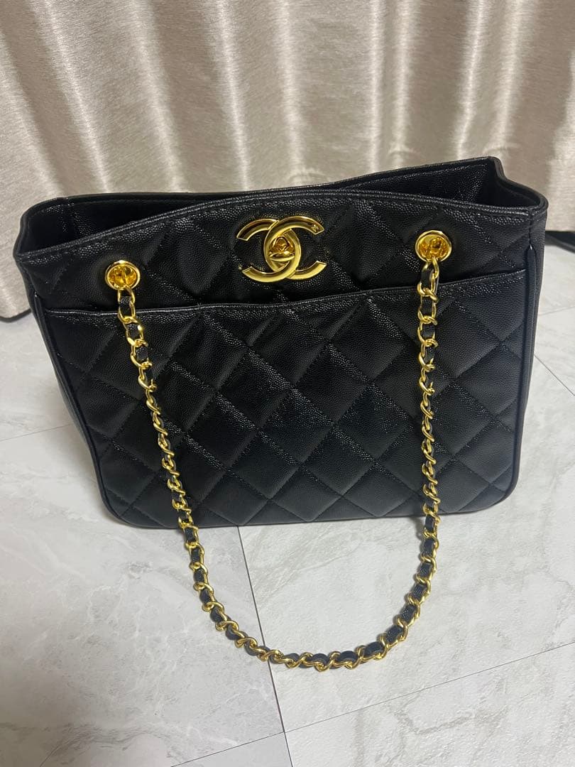 リュケリ‼️CHANEL ノベルティブラック ショルダーバッグ