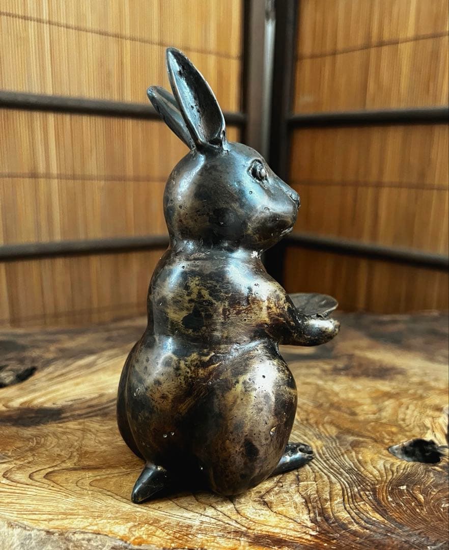 時代 古銅 小振り 兎 プロンズ 約H15㎝