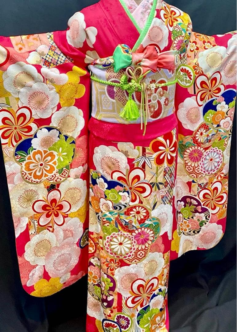 格安　安心の20点全て揃った ワンランク上の正絹振袖フルセット　金彩　刺繍