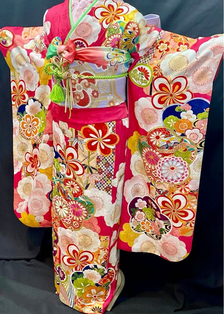 格安　安心の20点全て揃った ワンランク上の正絹振袖フルセット　金彩　刺繍