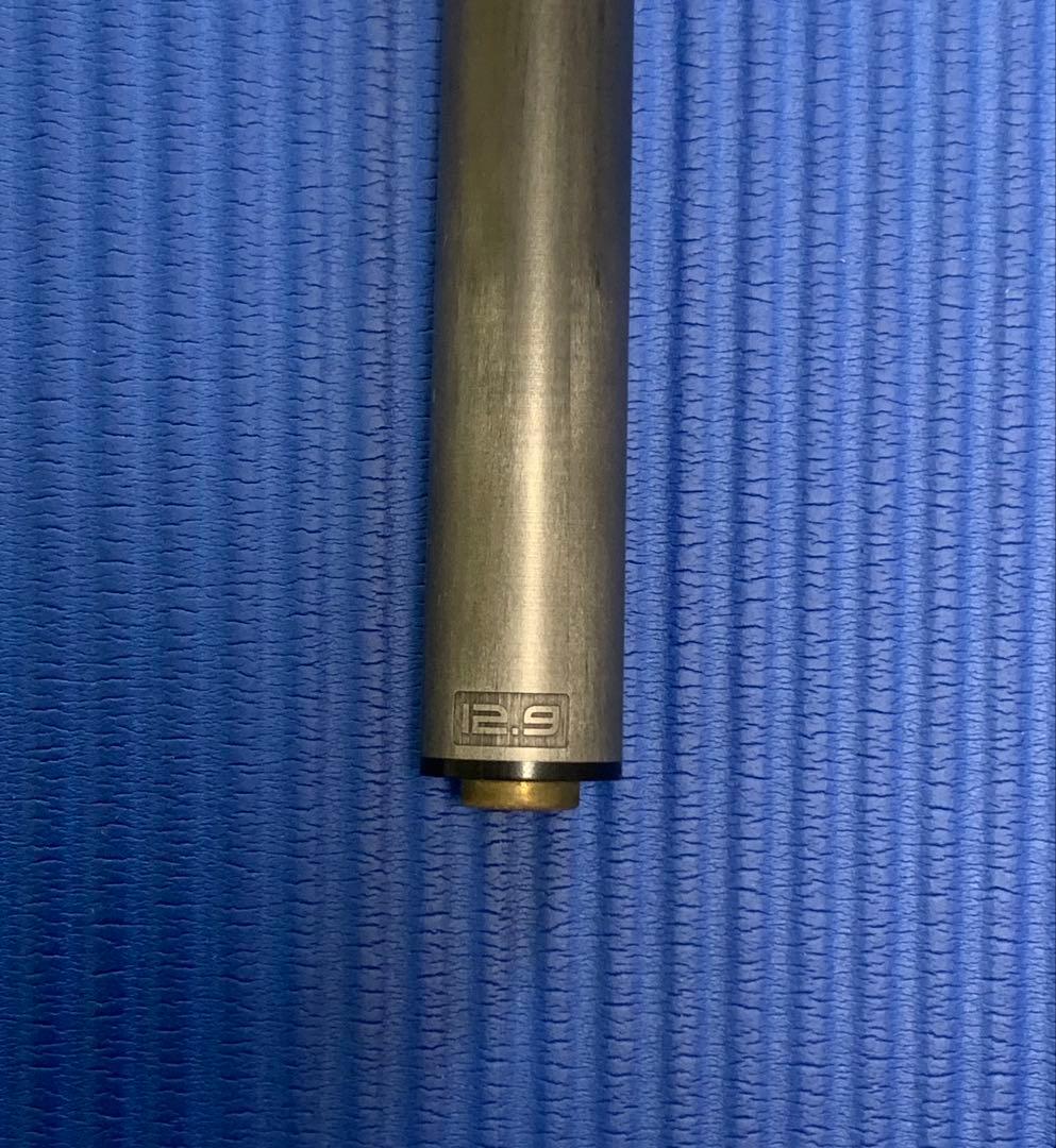 週末特価　ビリヤード　プレデター　ｒｅｖｏ　１２．９　ユニロック