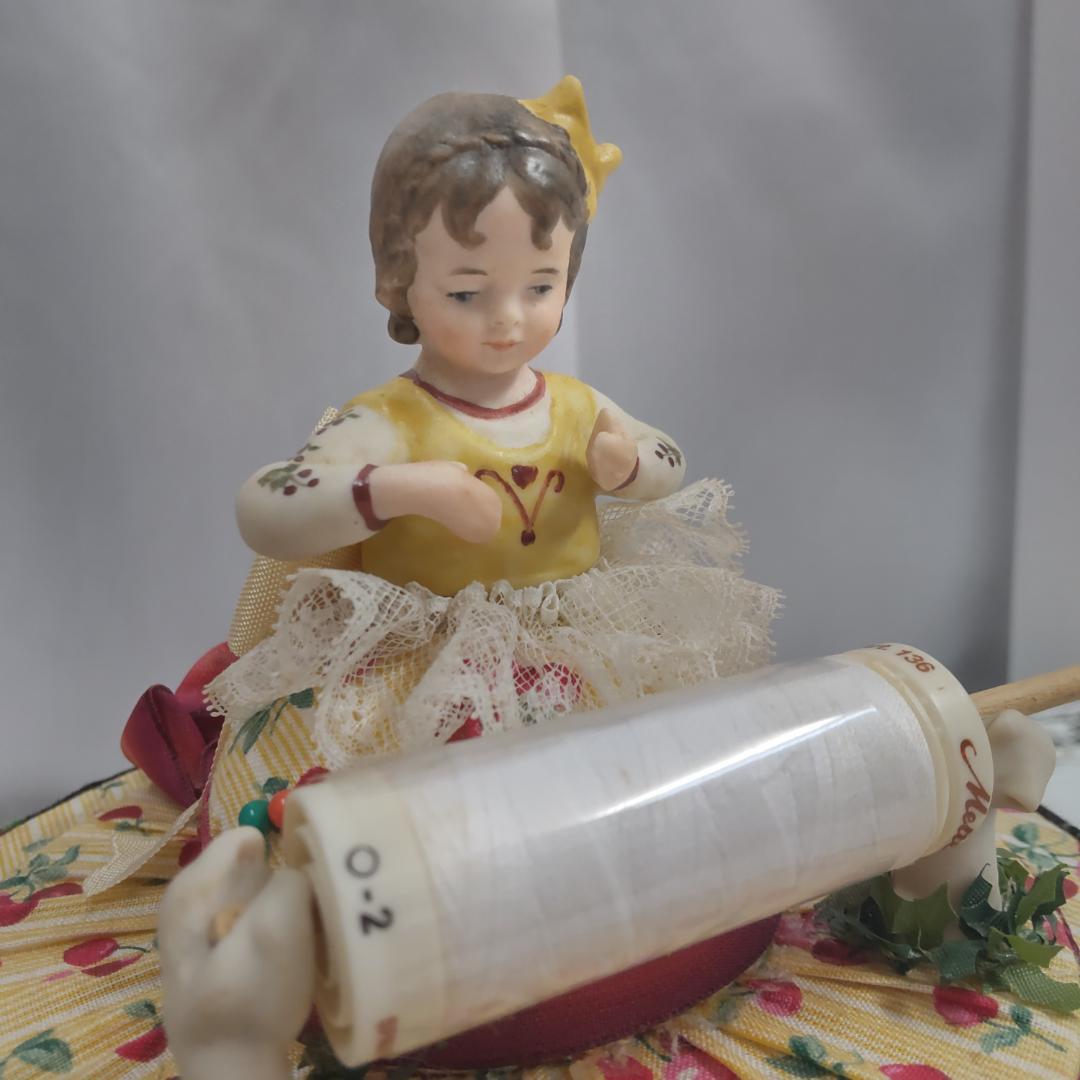 ソーイングボックス　カルトナージュ　ハーフドール