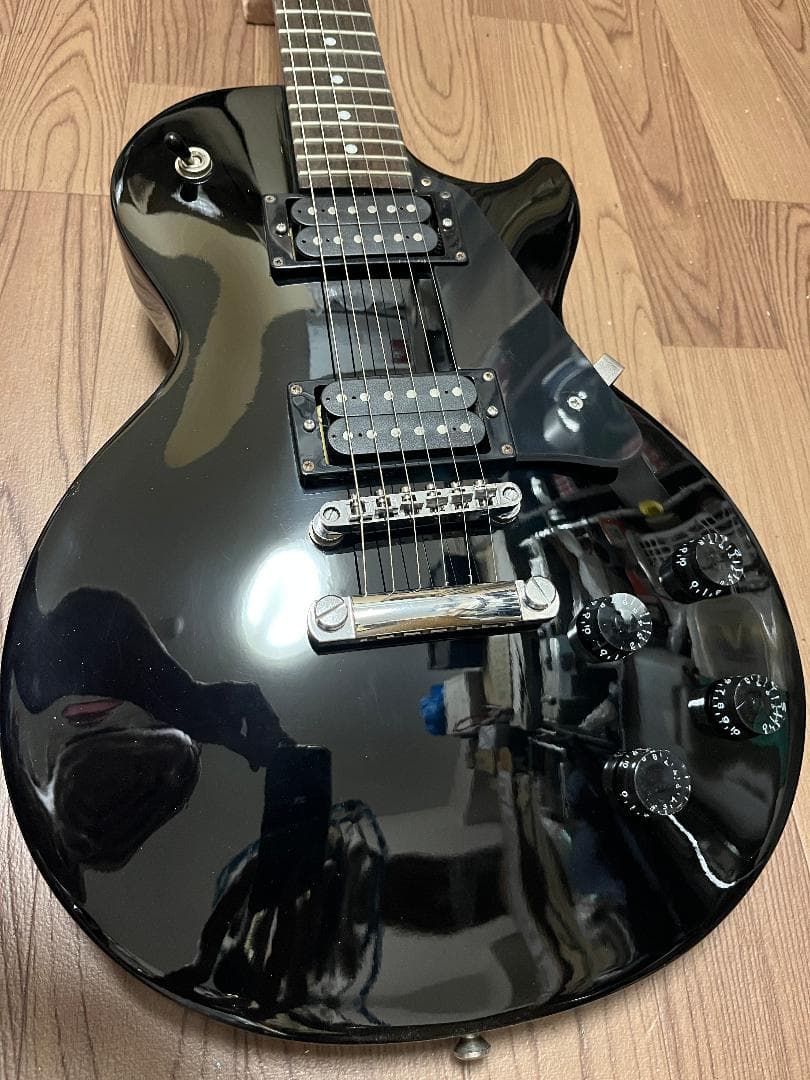epiphone Les Paul Studio 黒 ケース付