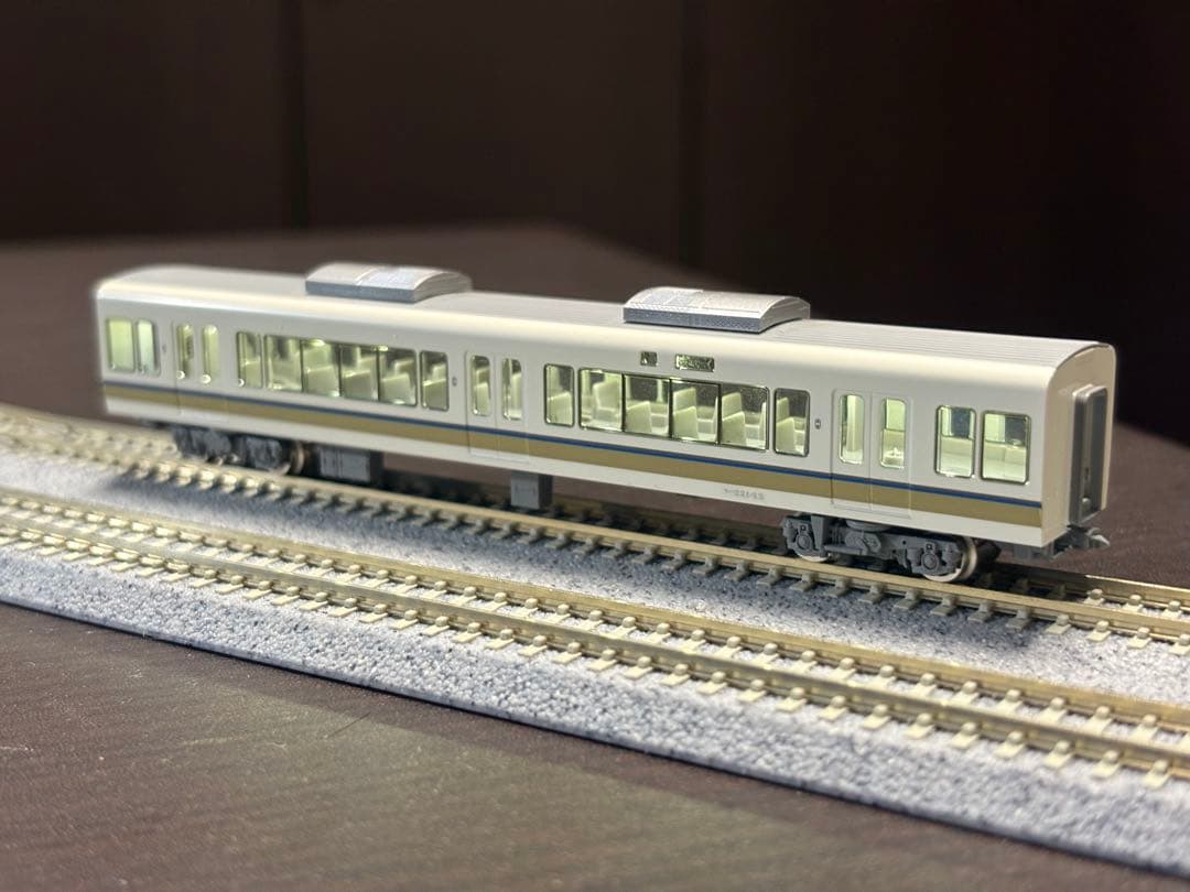 TOMIX 221系12両(4+8)セット(一部室内灯入り)
