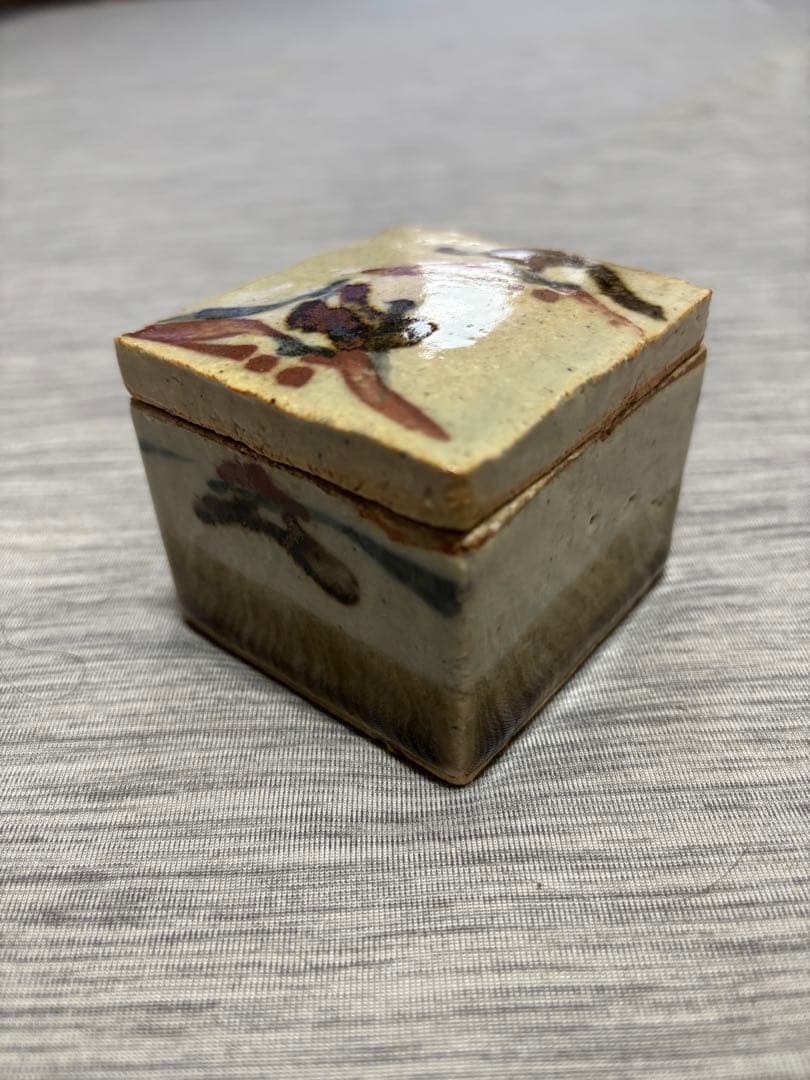 河井寛次郎　真作　双花文陶筥　鑑定済み　共箱　極美品