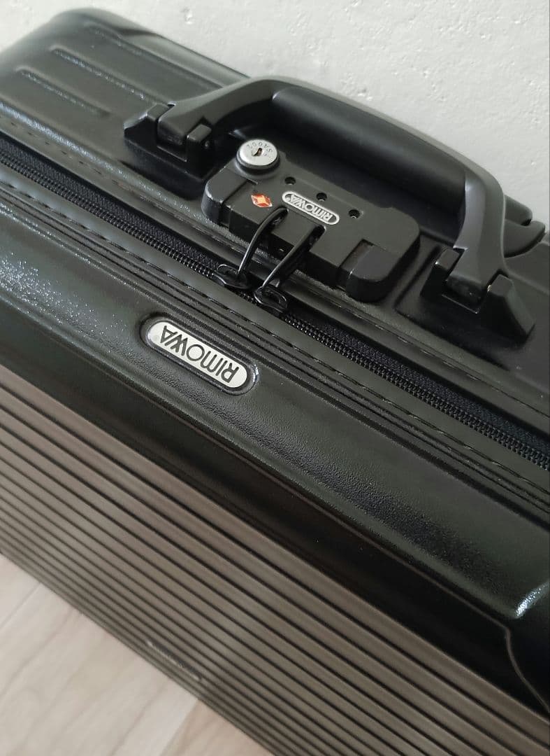 ◎美品★RIMOWAリモワ★サルサビジネストロリー★機内持込み2輪TSAブラック