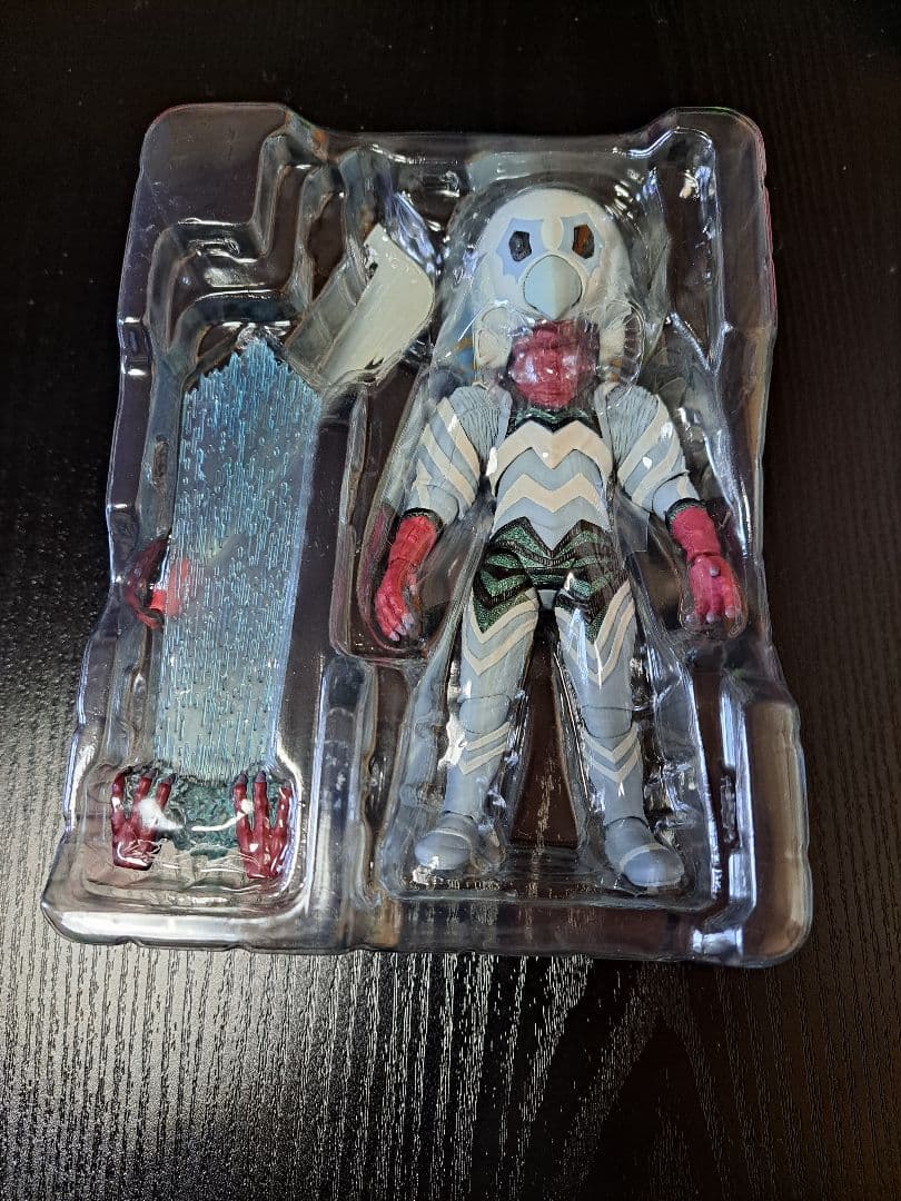 s.h.figuarts ガッツ星人