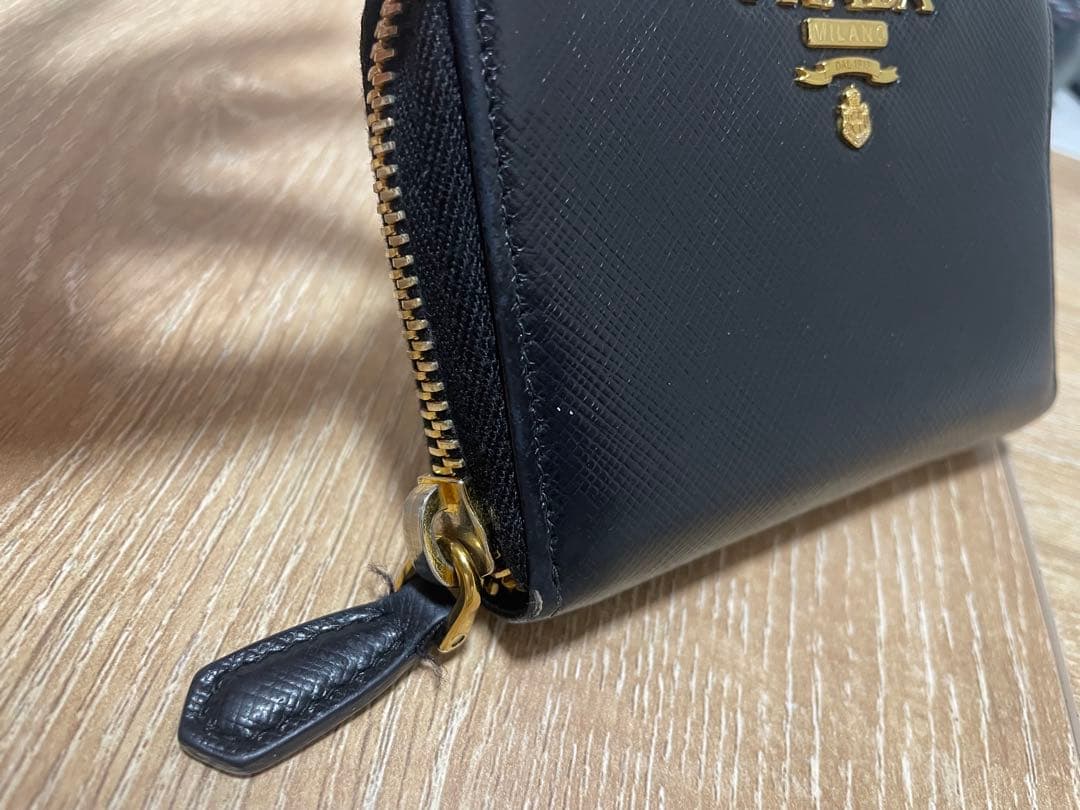 【☆値下げしました☆】PRADA ケース ブラック