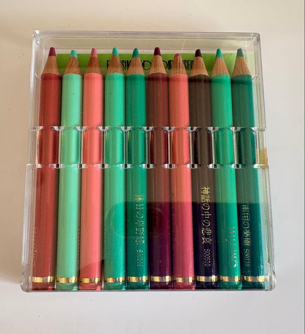 # 新品未使用 色鉛筆セット 多色 透明ケース入り