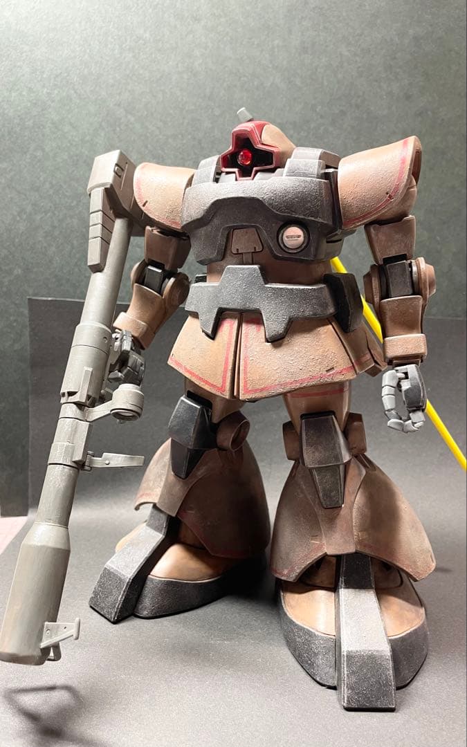 ドム　塗装済完成品　ガンプラ 全塗装　ガンプラ完成品　ドムトロピカル