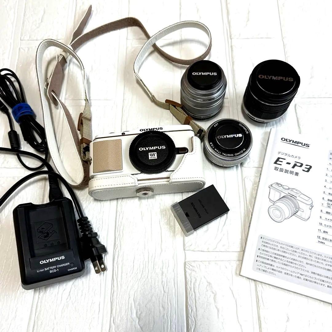 【レンズ３本・カメラはサービス】匿名送料無料　オリンパスPEN EP3