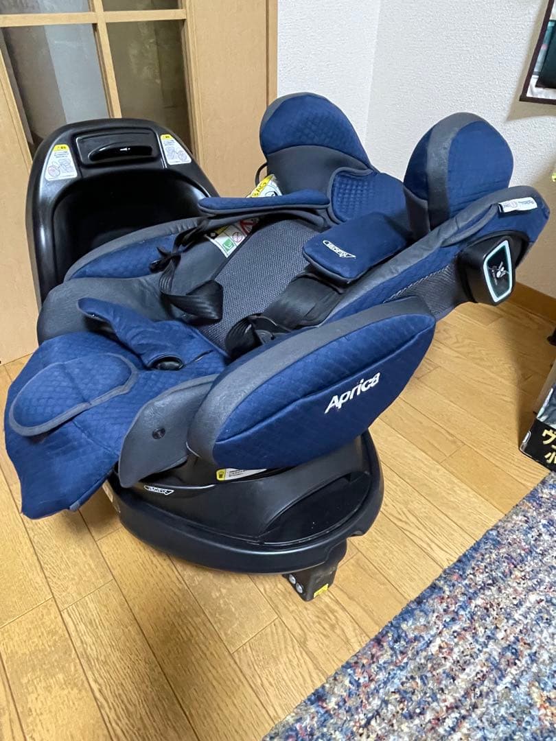 【ささだ】Aprica フラディア　グロウ　ISOFIX 360°