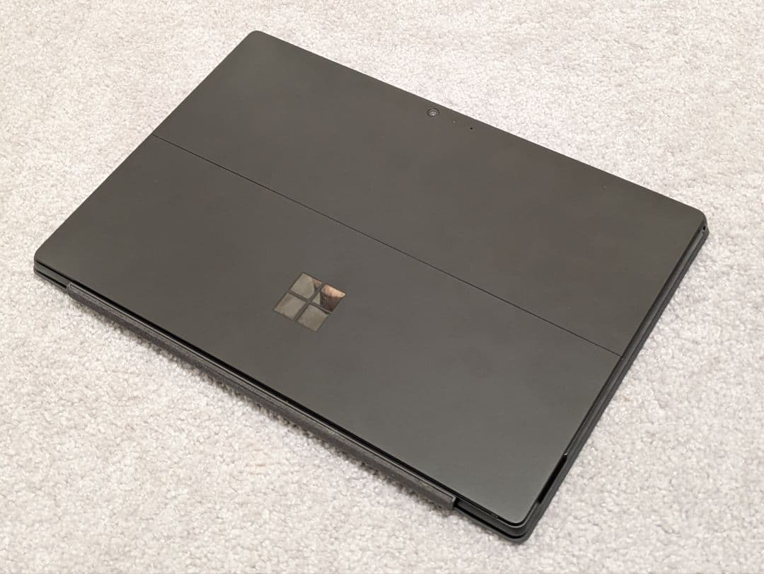 Surface Pro 6/i5/256GB/8GB　キーボードカバー付き