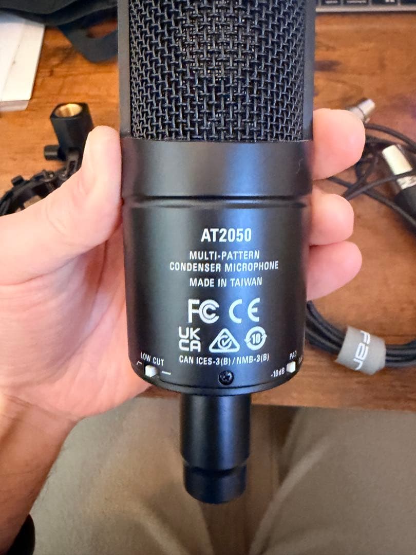 Audio-Technica AT2050 コンデンサーマイク