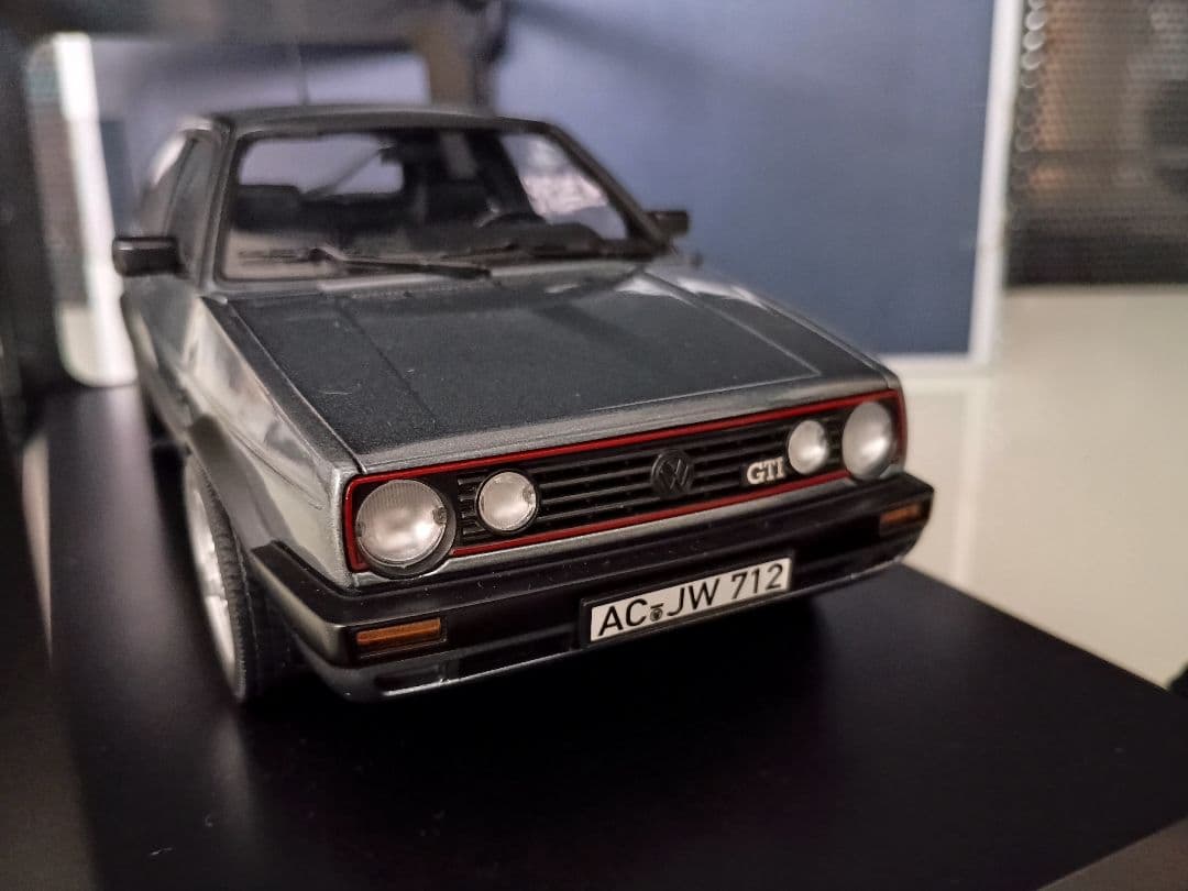 ノレブ VW GOLF フォルクス ワーゲン ゴルフ 2 GTI 1/18