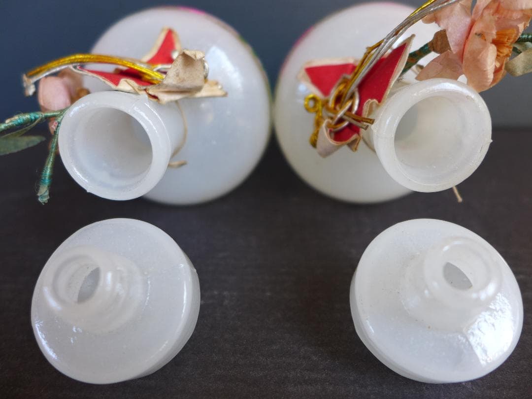 珍品　時代物　戦前　御雛様道具　白酒入れ徳利　乳白ガラス　2点一対　箱付　レトロ