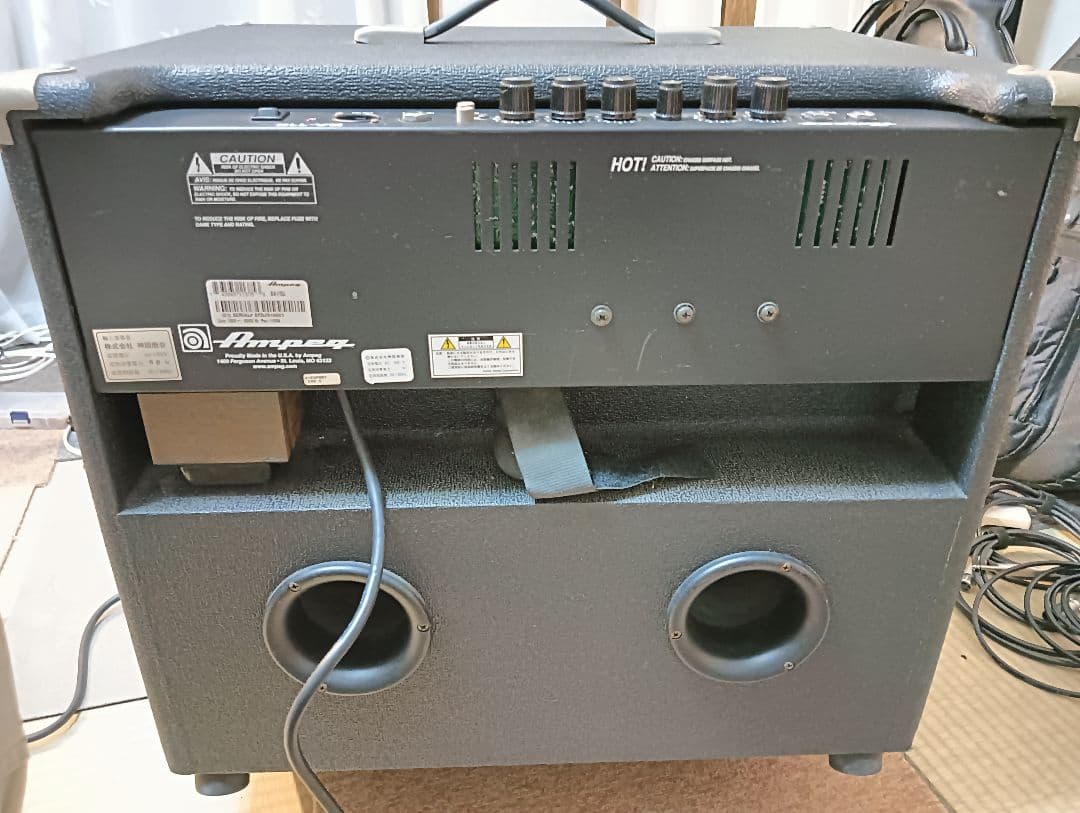 Ampeg BA-115 ベース用アンプ