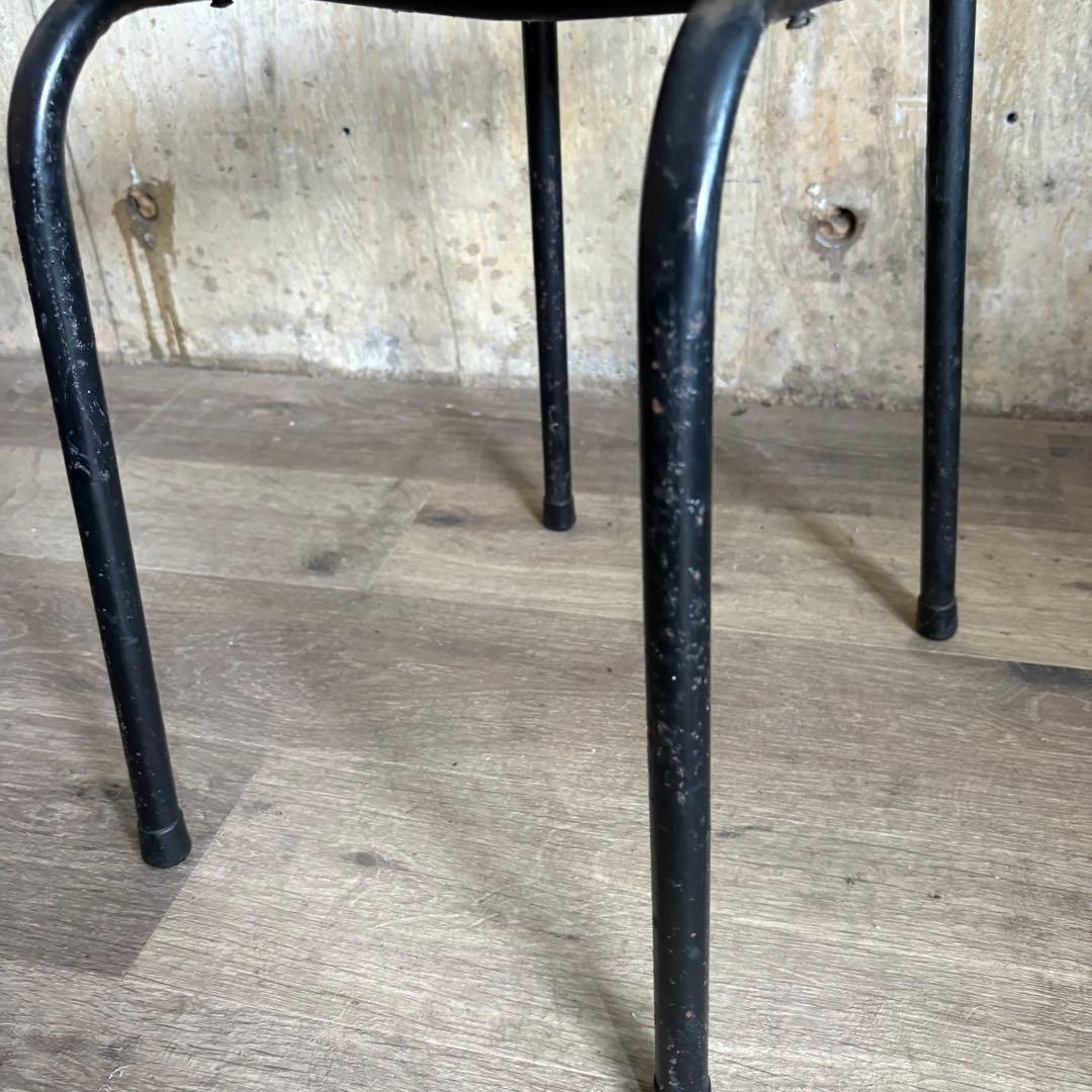 ヴィンテージチェア　古材×パイプ　リメイク　子供椅子　学校椅子　黒