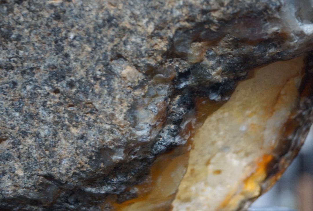 大型瑪瑙メノウ原石置物 アゲート開運 美しい石目 重さ8.2㎏木製台付★時代物★