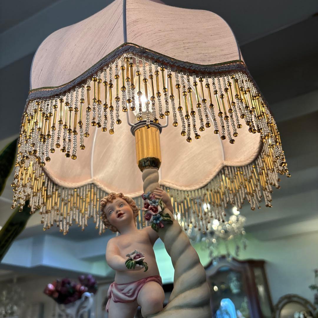 S*S様 イタリア製　カポディモンテ焼　フイギリン置物　ランプ