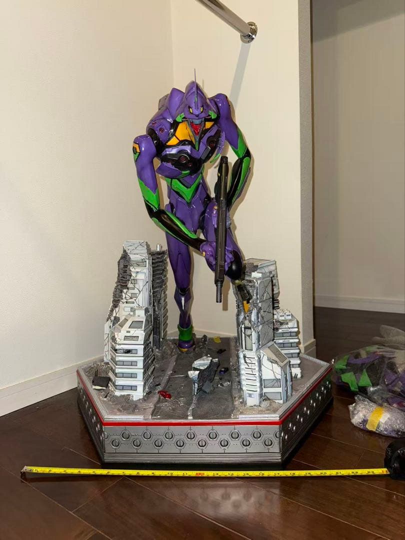 こ*;様 エヴァンゲリオン初号機 スタチュー（大型、脚部修復あり）