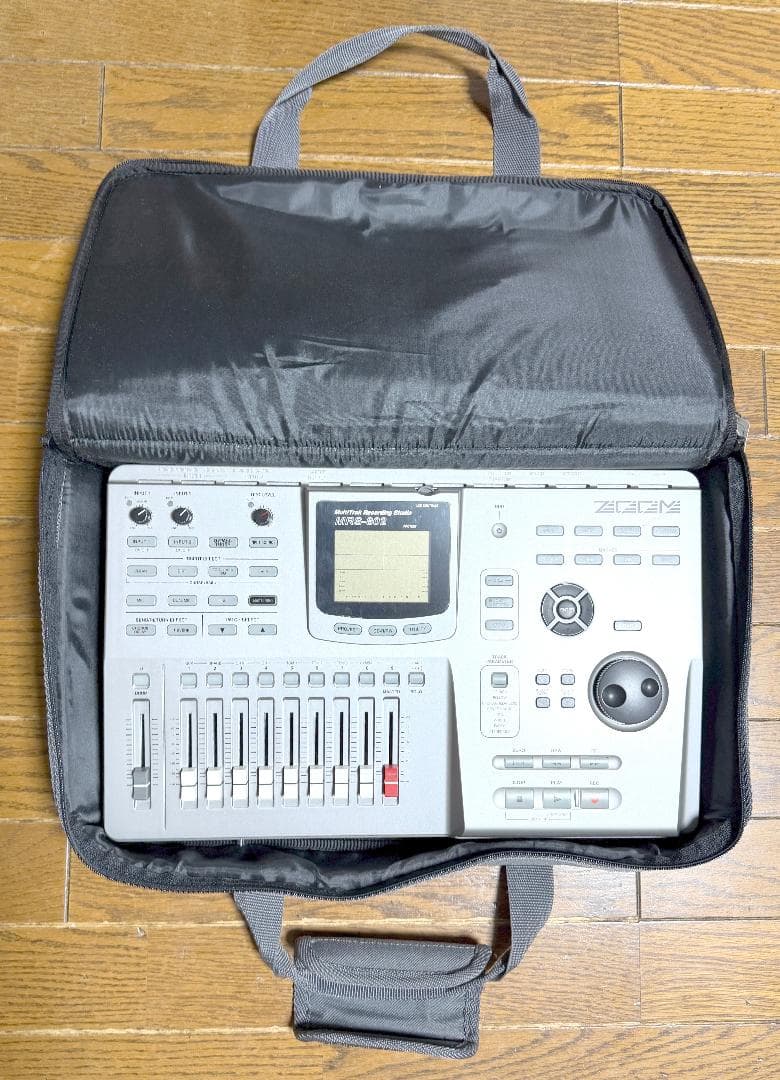ZOOM MRS-802 CD-RW搭載 マルチトラックレコーダー 動作品