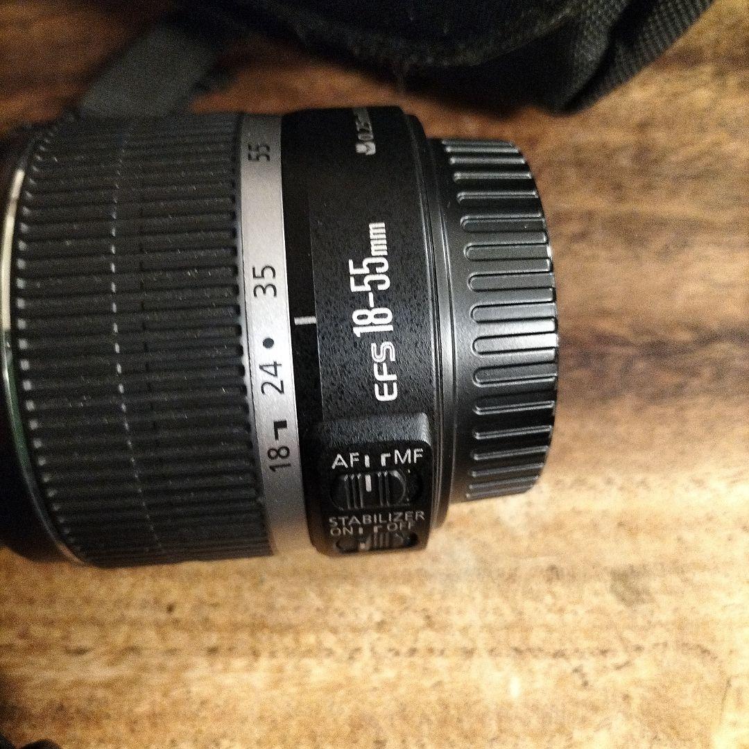 キヤノンイオスキス　X8i18〜55㍉ZoomLens日本製