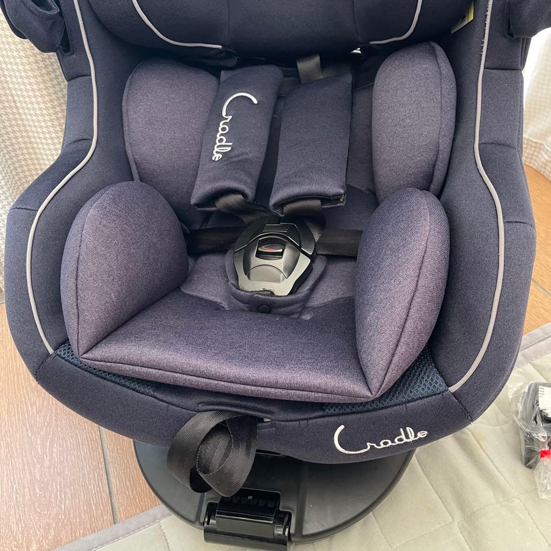 チャイルドシート　クレイドル オーカクルターンプライム ISOFIX ネイビー