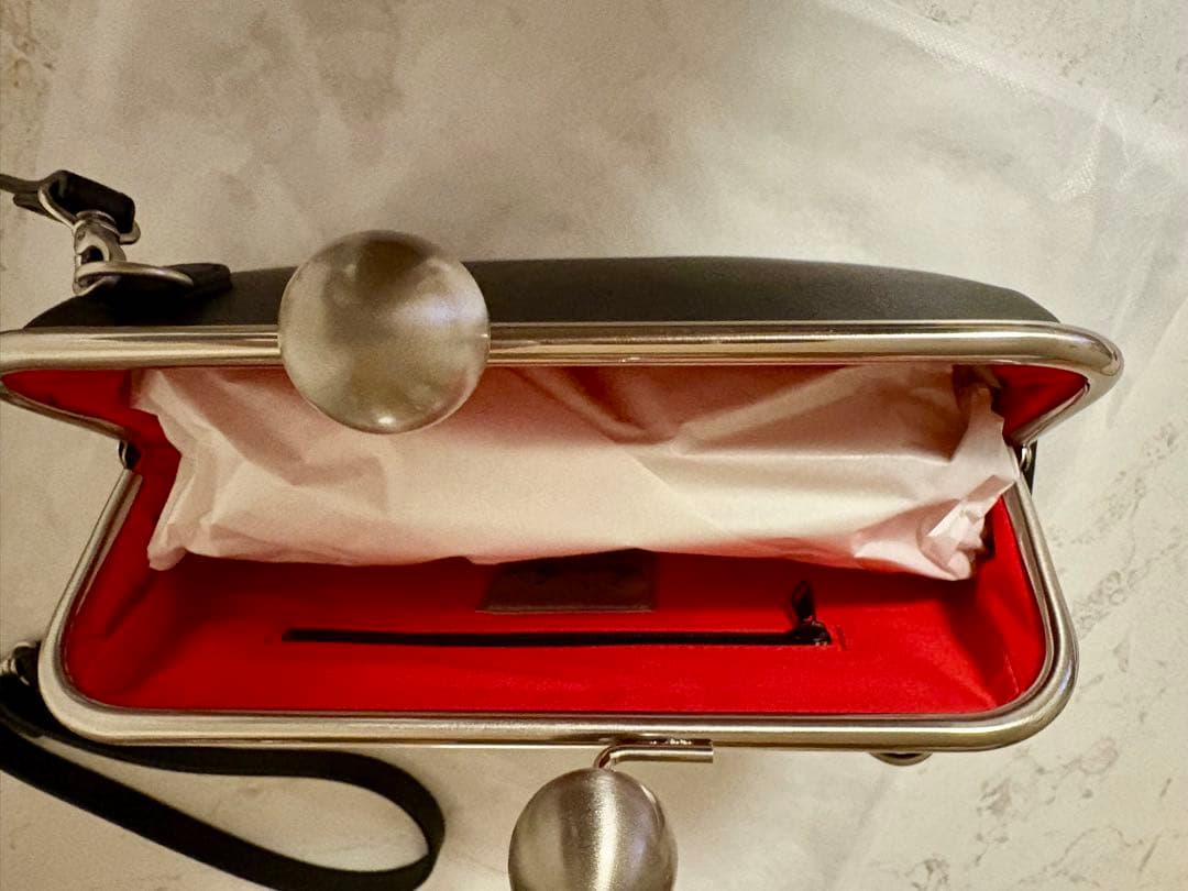 新品　2way ブラック がま口ショルダーバッグ カワカワ　kawakawa