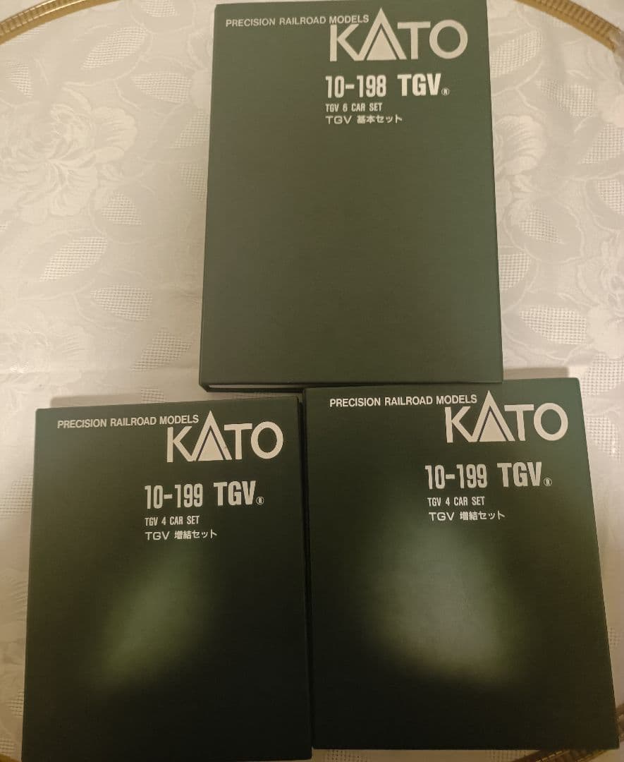 KATO 10-198 基本＋10-199 増結×2 計14両セットケース付現状