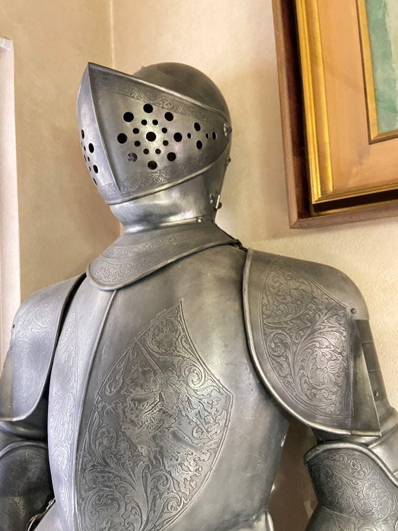 【限定発送】中世の騎士が現代に降臨！実物大ヨーロピアンアーマー「Arthur」