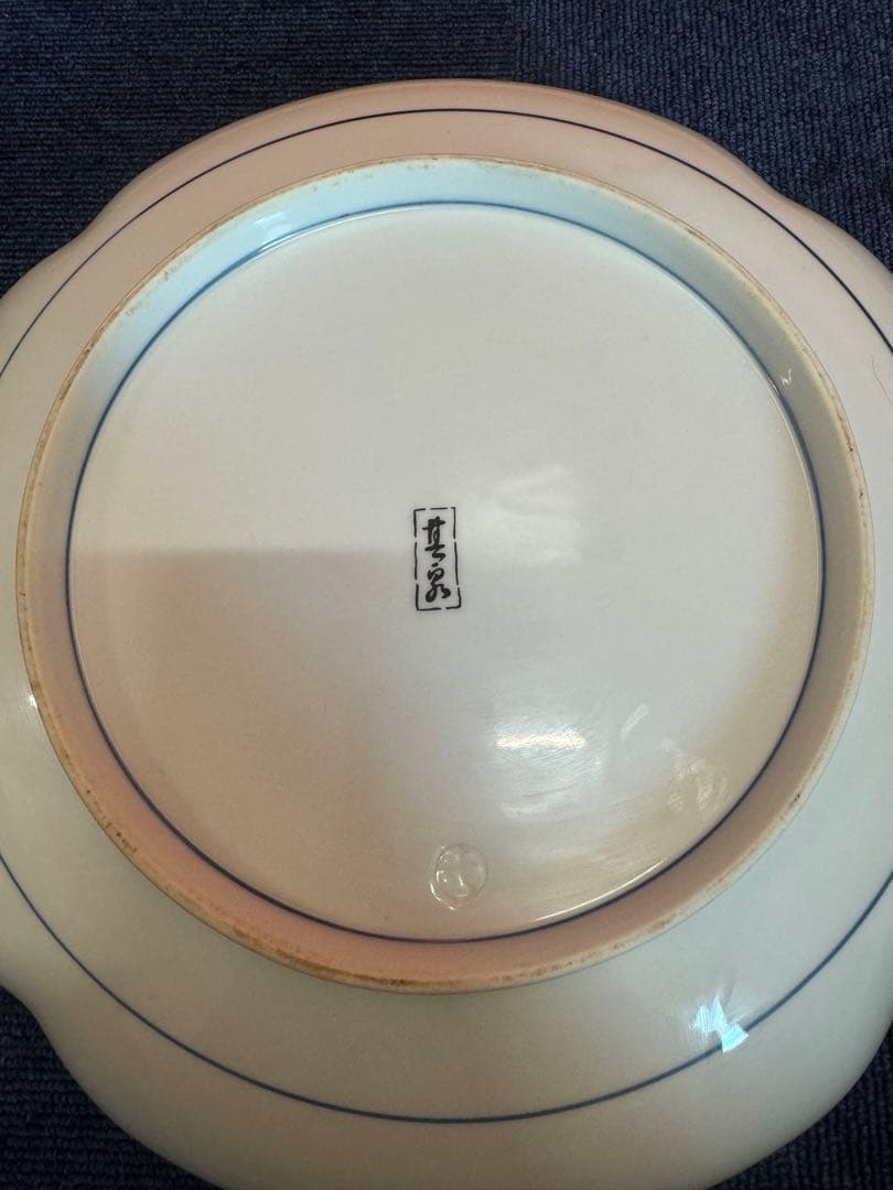 1594 有田焼　其泉窯　染錦四方木甲章花文　大皿　31cm