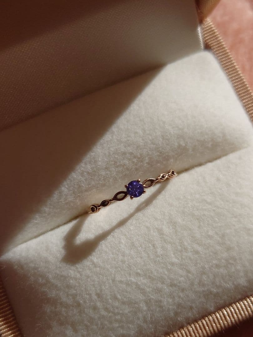 ずんだ　BIZOUX ビズー ワンマイルジュエリー タンザナイト リング