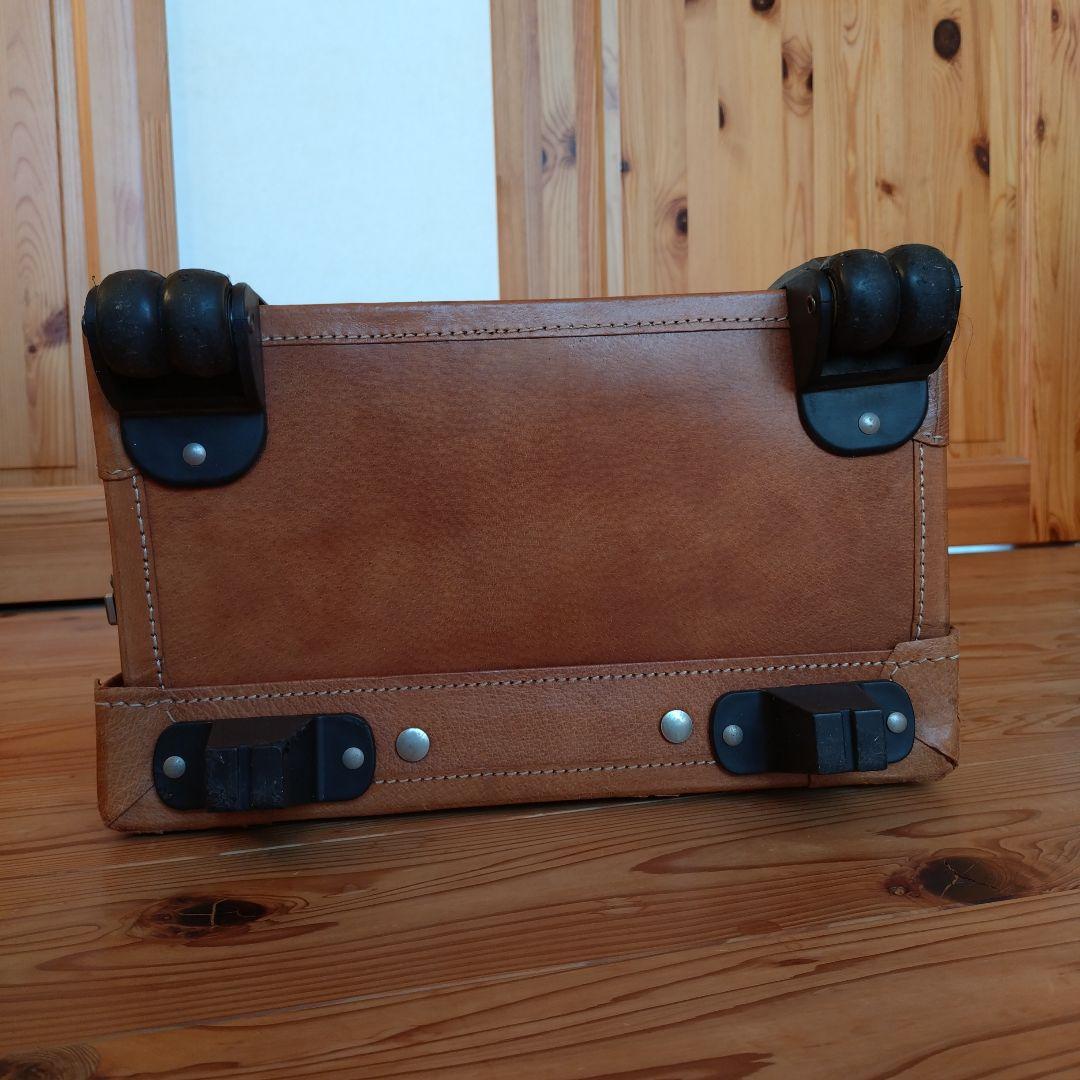 レザーキャリーケースセット　Mサイズ