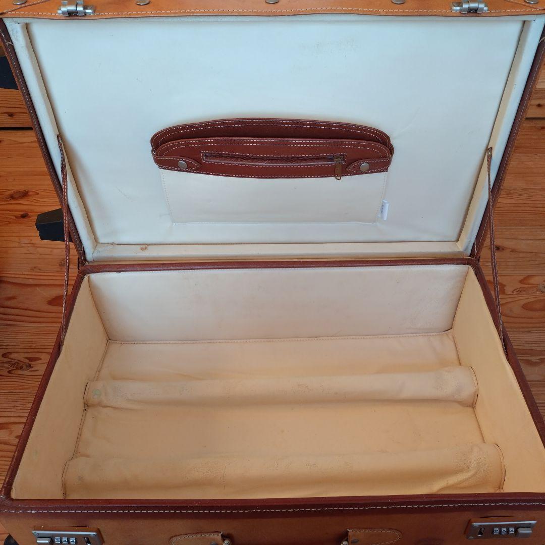 レザーキャリーケースセット　Mサイズ