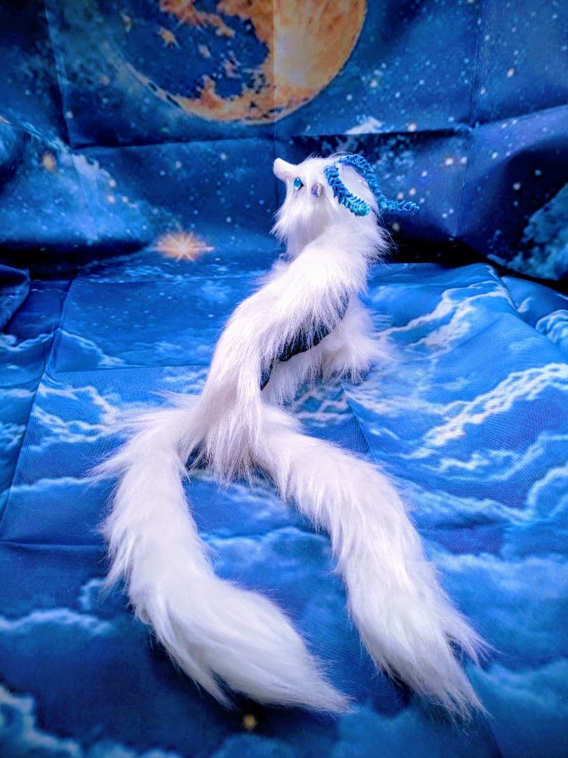 双尾天龍　アートドール　ハンドメイドぬいぐるみ　龍　幻獣　ドラゴン蓄光琉球ガラス