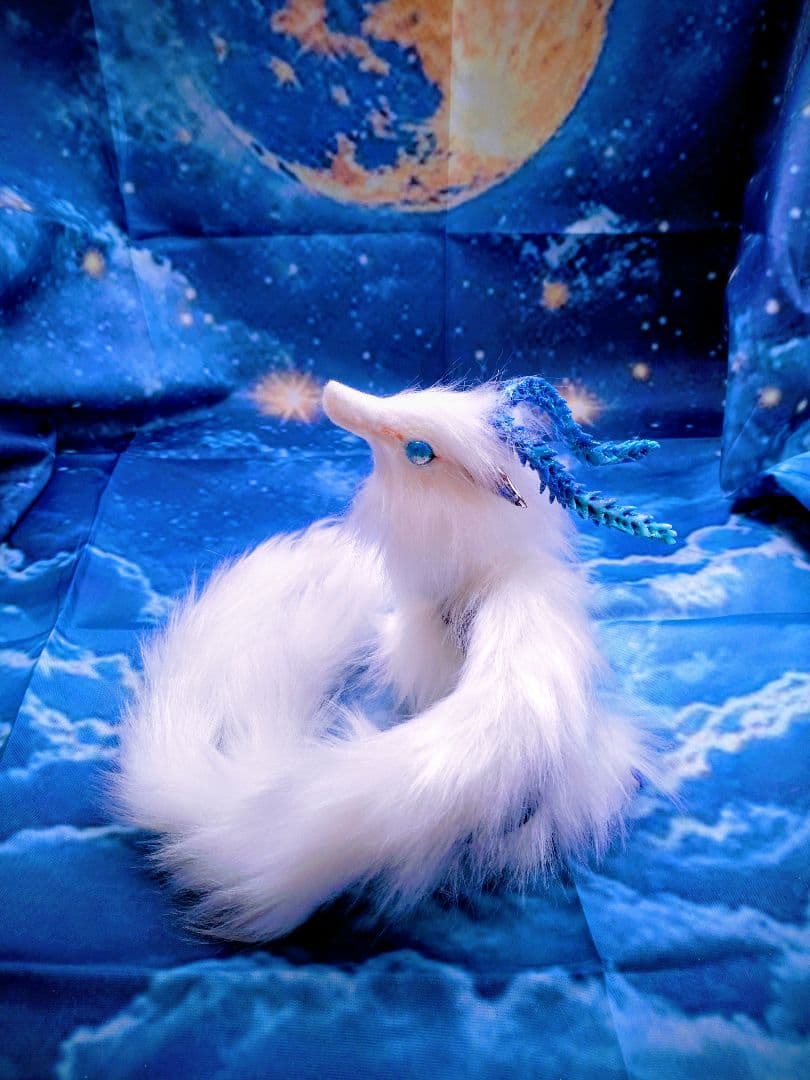 双尾天龍　アートドール　ハンドメイドぬいぐるみ　龍　幻獣　ドラゴン蓄光琉球ガラス