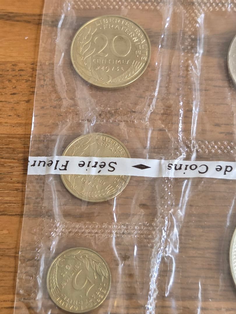 (プルーフライク)　フランス　モネ·ド·パリ　FDC セット　1973