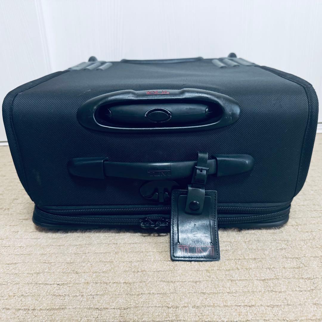廃盤　TUMI トゥミ　キャリーケース　スーツケース　ブラック　22021DH