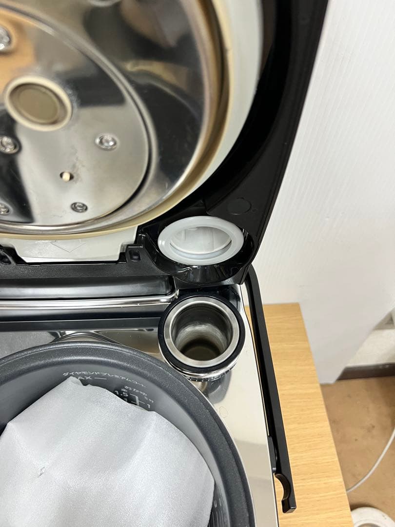 Panasonic スチーム&可変圧力IHジャー炊飯器SR-VSX109