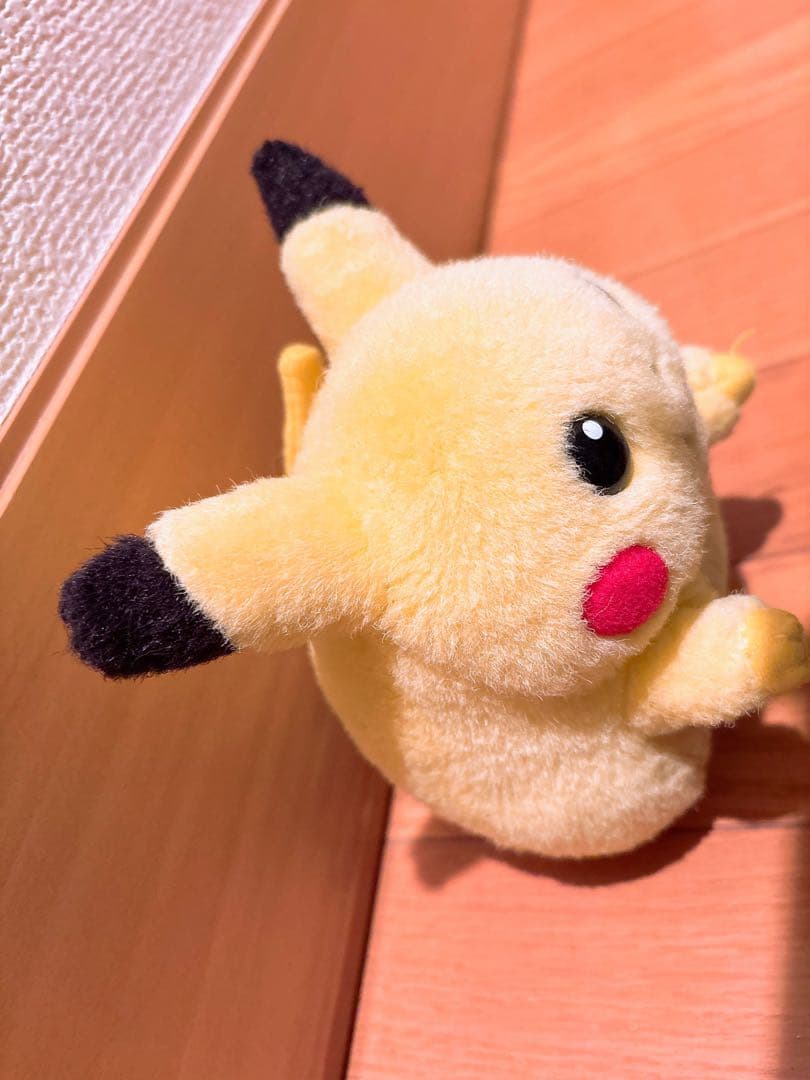 初期　ピカチュウ　ぬいぐるみ　TOMY 綺麗な状態　最終お値下げ　61200円→