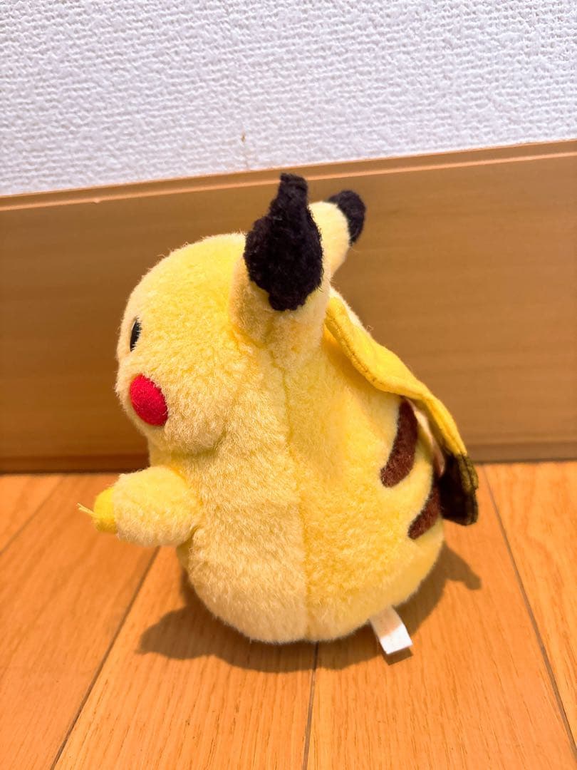 初期　ピカチュウ　ぬいぐるみ　TOMY 綺麗な状態　最終お値下げ　61200円→