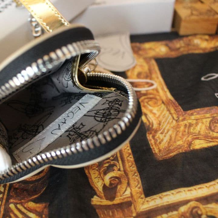 新品　ヴィヴィアン　JOHANNA ハート小銭入れ