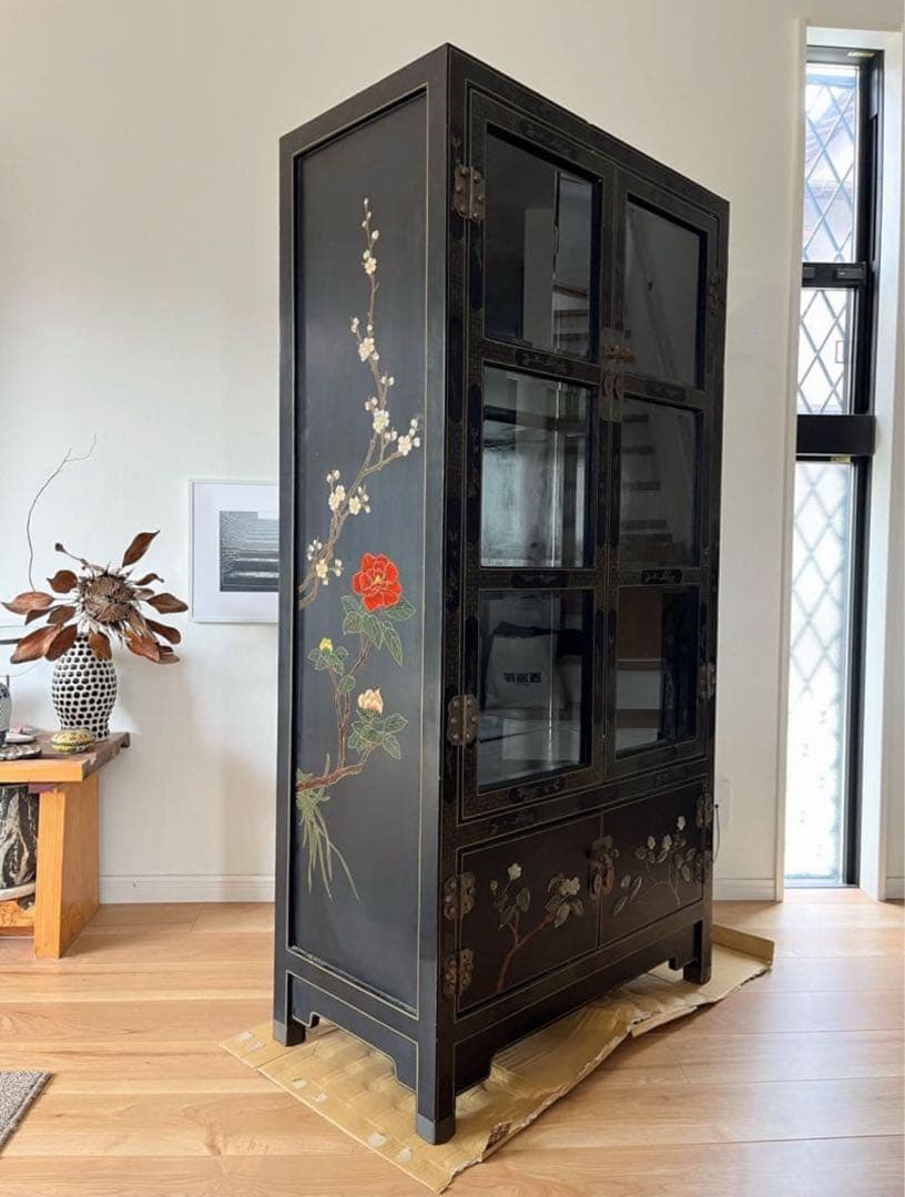 【今月末まで】中国美術　中国家具　螺鈿細工　骨董　石細工　黒塗り キャビネット