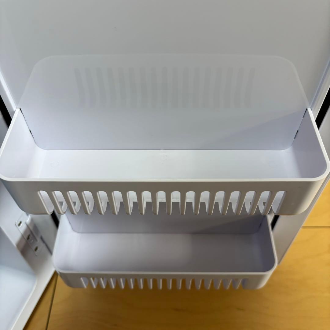 冷温庫　ペルチェ式　温度設定可能　容量22L